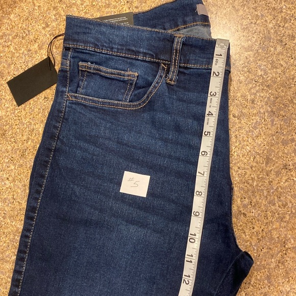 NWT Joe’s Jeans The Brixton Straight + Narrow Size 34 - Picture 9 of 17